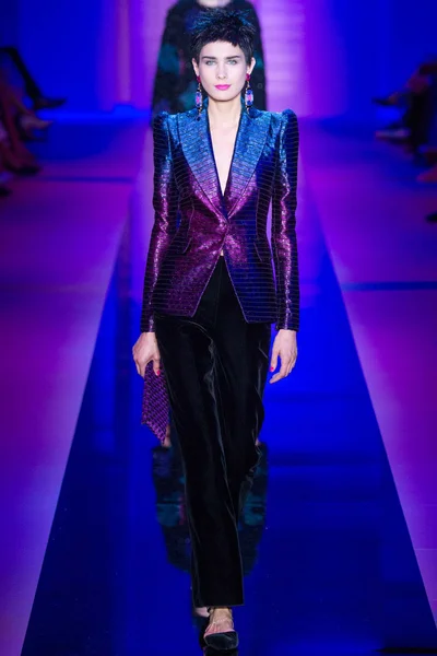 Look 13